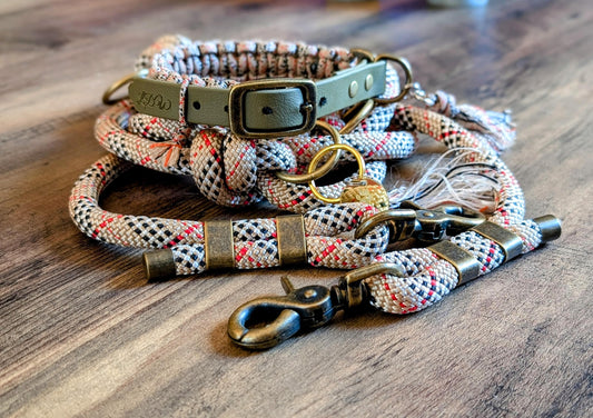 Verstellbares Hundehalsband | Woof-Leine | Beige-kariert, 2 cm breit